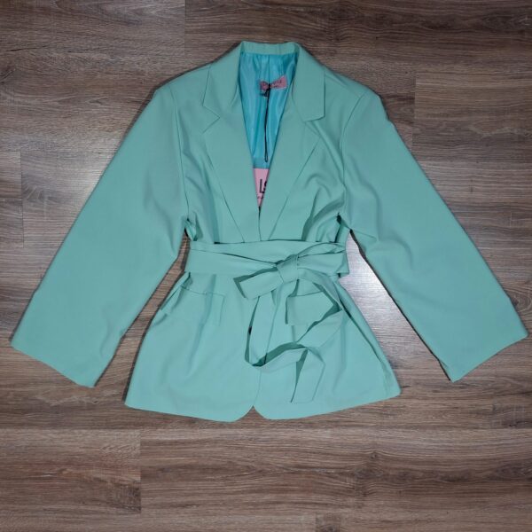 Blazer Kim